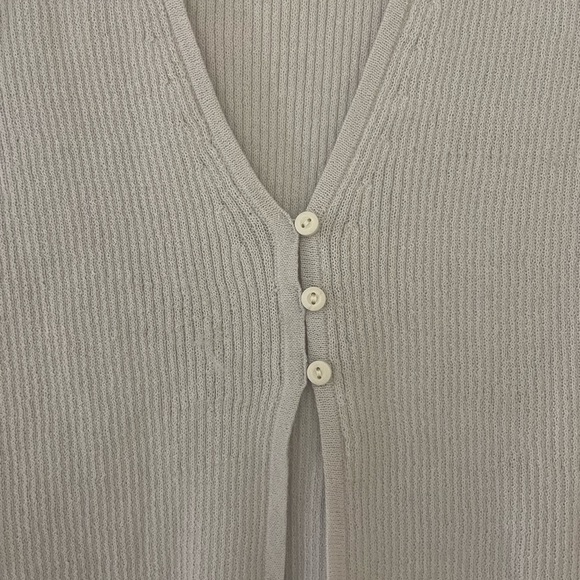 Zara Ribbed Deep V Sweater - Picture 2 of 6